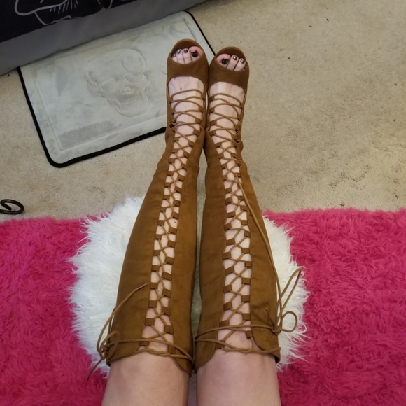 SOLD Lace Up Gladiator Style Knee Boots - Picture 2 of 8